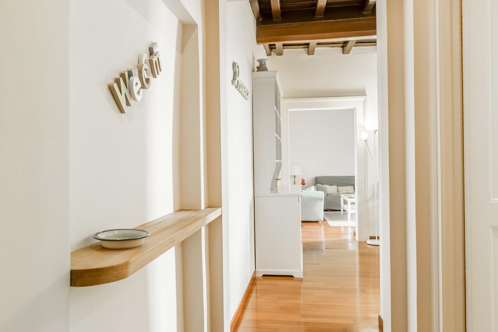 Navona Bernini Lodge Рим Экстерьер фото