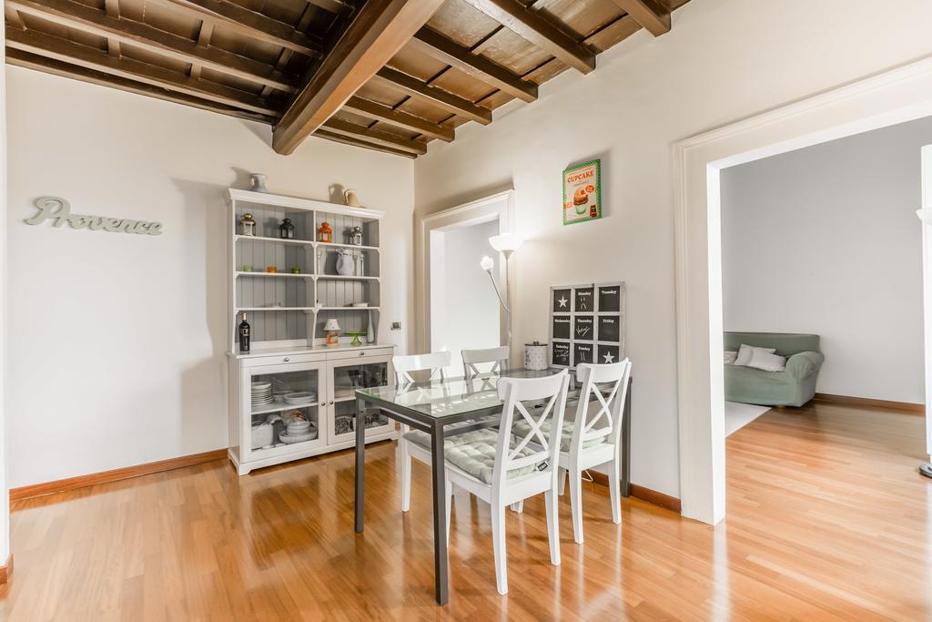 Navona Bernini Lodge Рим Экстерьер фото